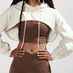 {SOLD} Popflex Shruggie crème brûlée